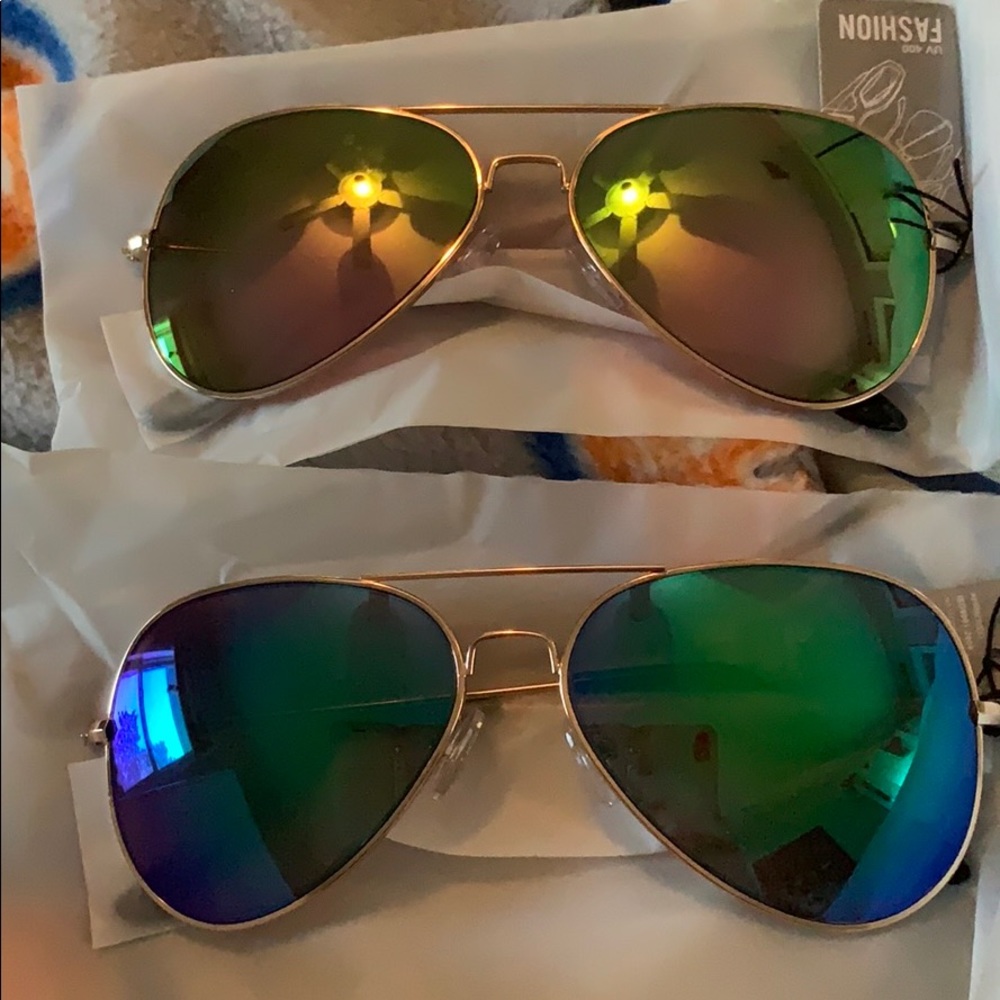 Women’s aviator sunglasses